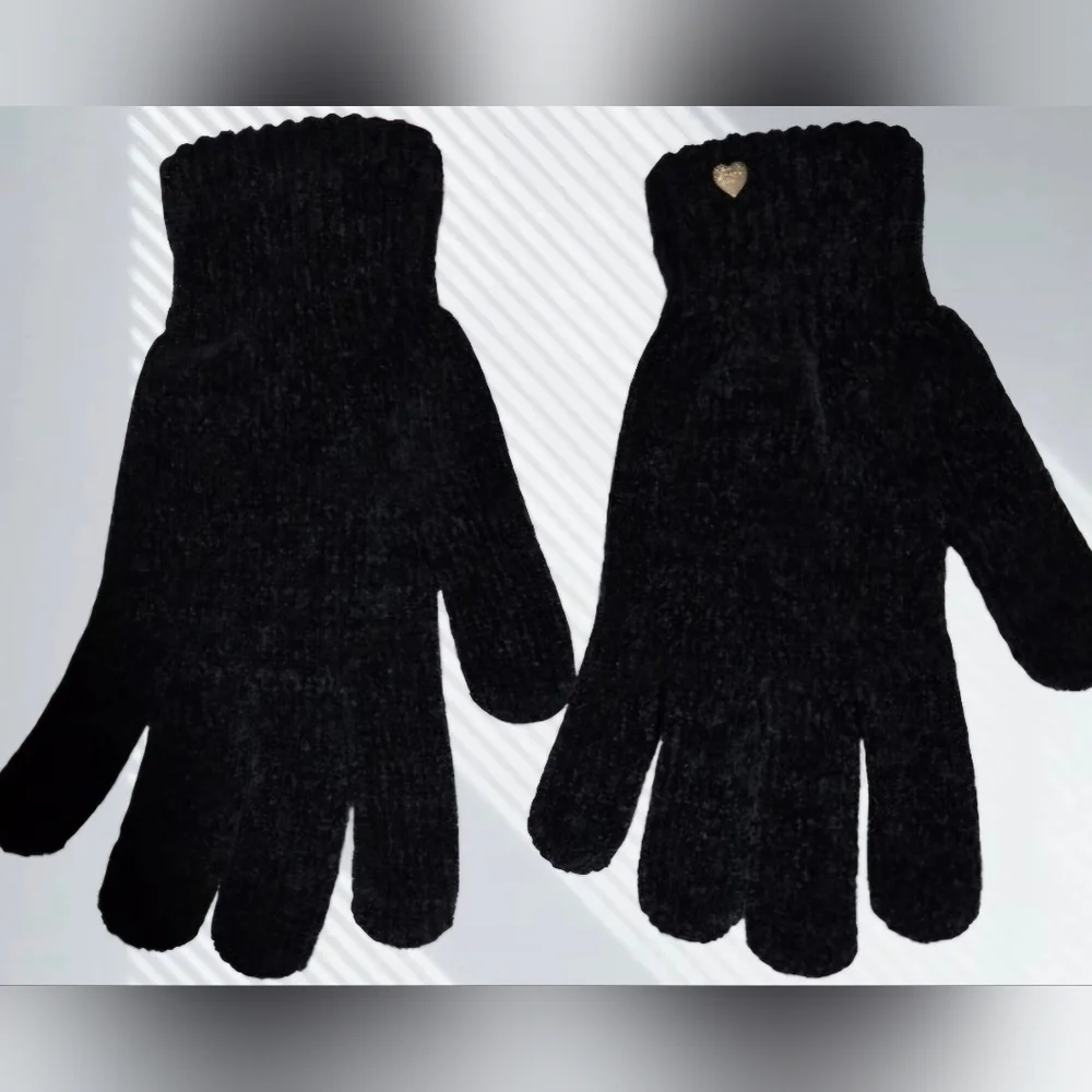 Juicy Couture Black Knit Soft Gloves With Gold Heart Charm One Size